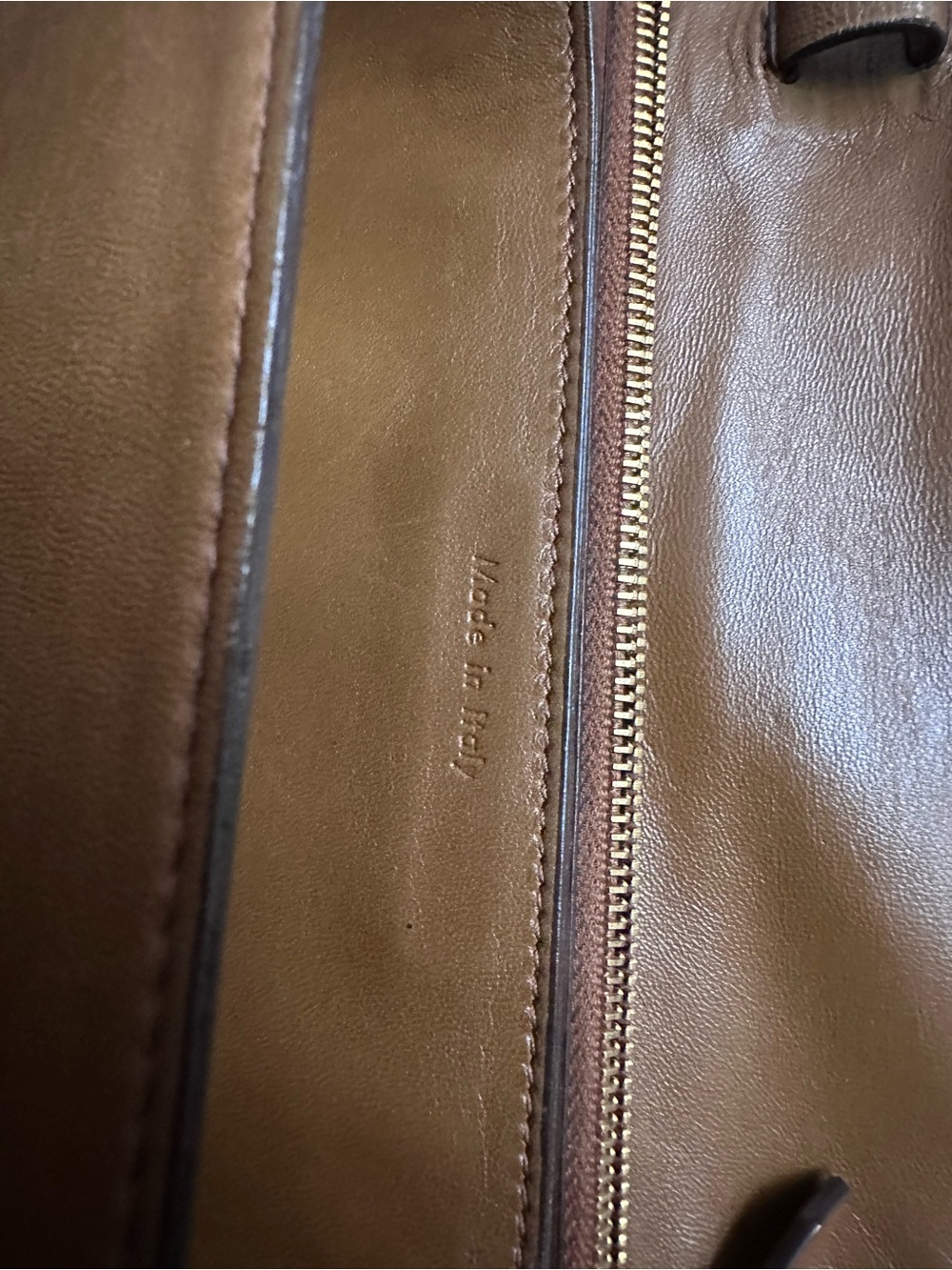 CELINE Phoebe Philo Classic Box Bag in Medium - Color Camel - Picture 6 of 17